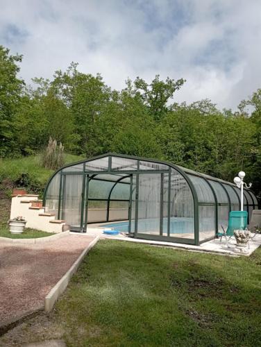 Illartein Ski Chalet | Maison avec piscine au milieu des bois