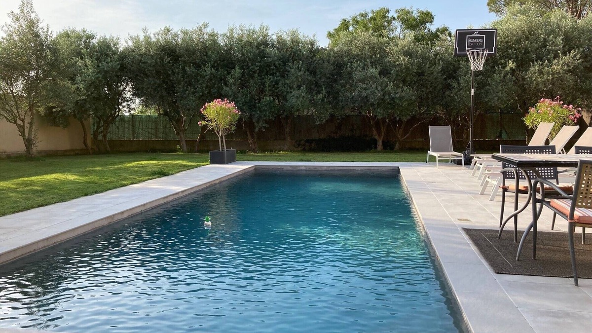 Cavaillon House | Maison Avec Piscine Pour vos Vacances Dans le Sud, au Calme