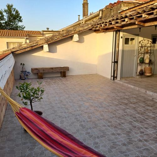 Adissan House | Maison avec superbe terrasse tropézienne