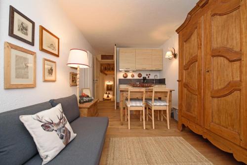 La Salle Apartment | Maison Beillardey