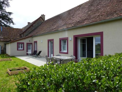 Monetay-sur-Loire House | Maison Bourbonnaise, Confort, Nature, PMR, Proche Loire et Parcs, 3 Chambres avec Salles de Bain - FR-1-489-107