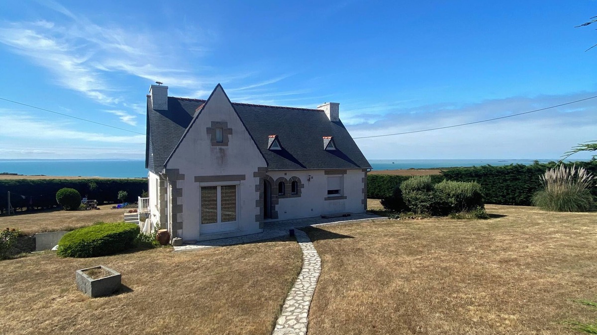 Planguenoual House | Maison Bretagne panoramic sea view and direct beach access