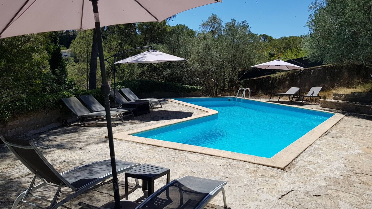 Montferrier-sur-Lez House | Maison Côté Jardin Avec Piscine