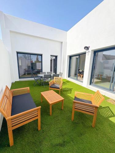 La Boissiere-de-Montaigu House | Maison cosy et spacieuse