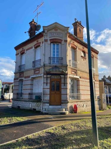 Fontainebleau House | Maison chaleureuse en face de la forêt - proche INSEAD