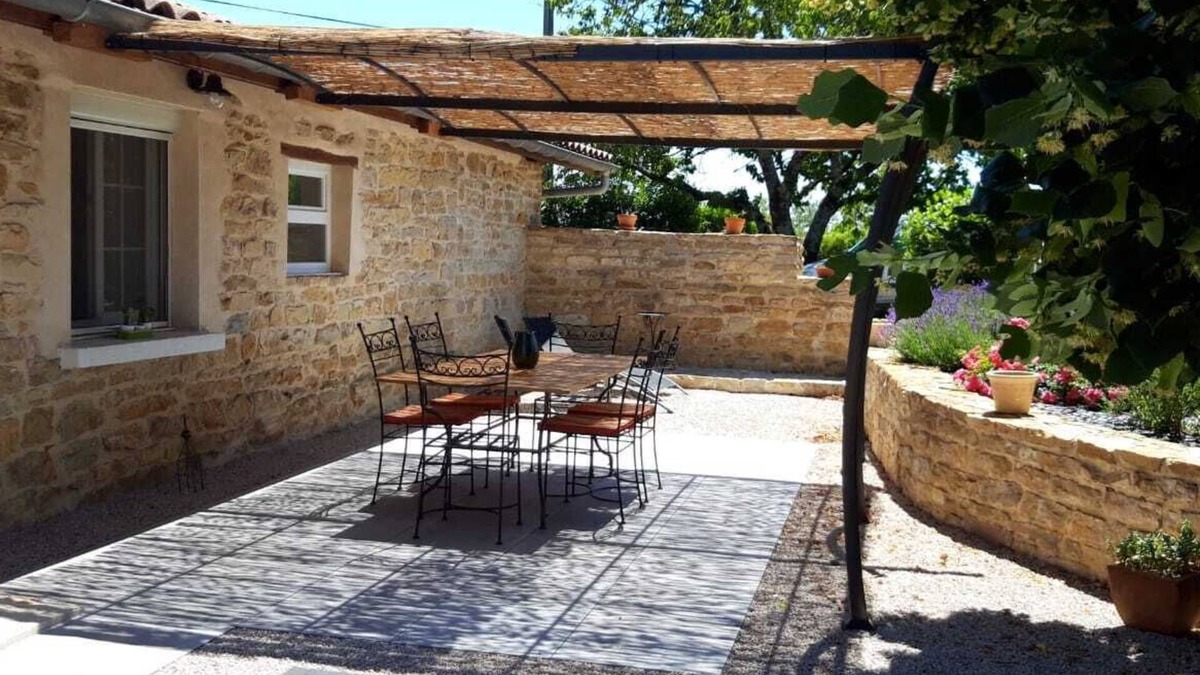 Salavre House | Maison Chaleureuse