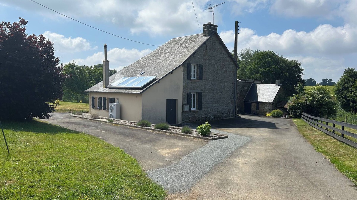 Saint-Fraimbault House | Maison Champeaux: house & gardens, peace & serenity in the Normandy countryside