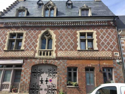 Arques-la-Bataille House | Maison charmante à Arques-la-Bataille avec terrasse et cheminée.