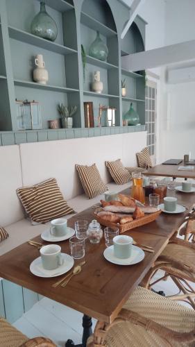 Fronsac Villa | Maison Charmeilles - Gîte touristique - Coliving