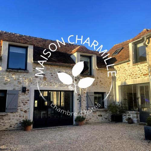 Fericy Bed & Breakfast | Maison Charmille