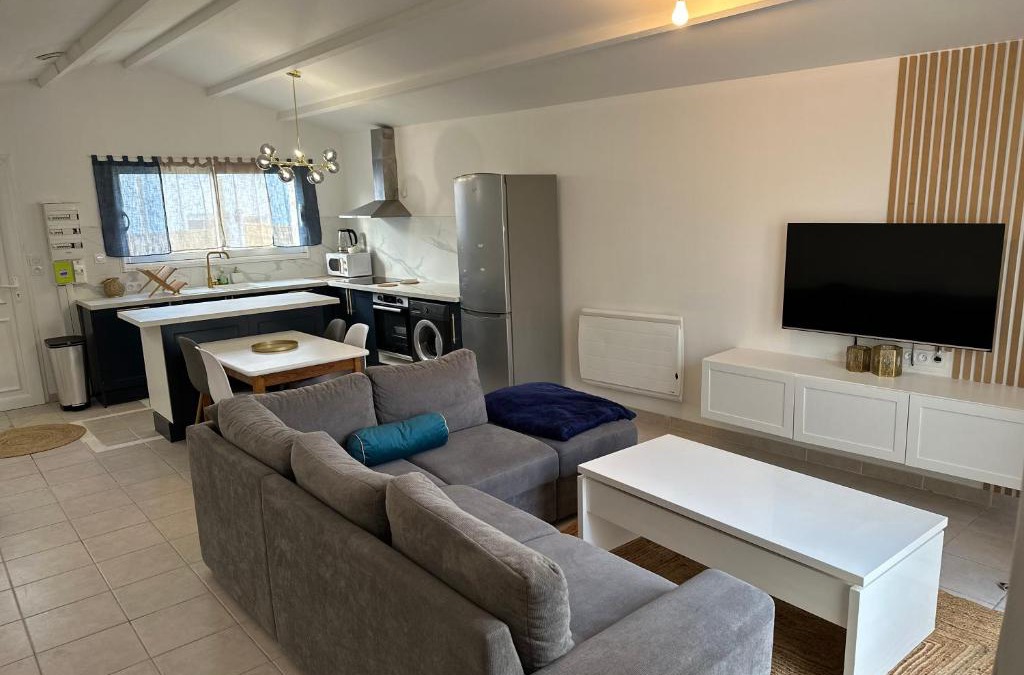 Nieul-sur-Mer House | Maison commode