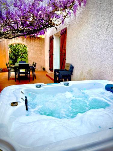 Toulouse North Villa | Maison confortable avec Jacuzzi à Toulouse