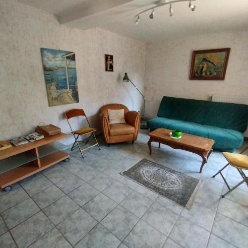 Treigny House | Maison conviviale à Treigny avec terrasse 130 m²