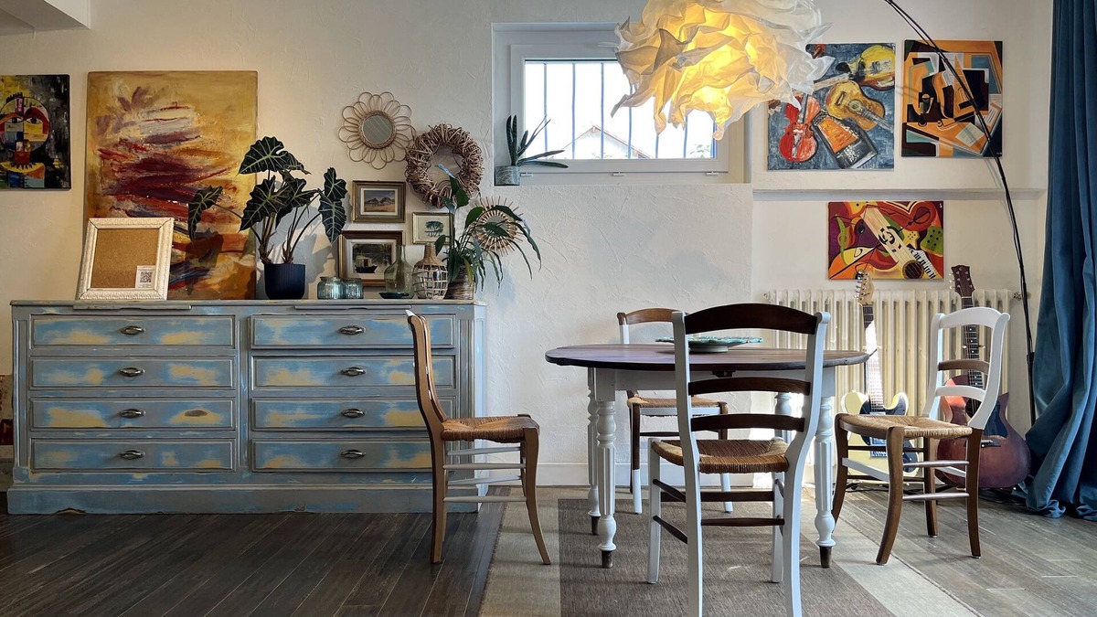Rives House | Maison D'artiste : Votre Oasis de Calme, Cosy, Verdure et Terrasse Privative
