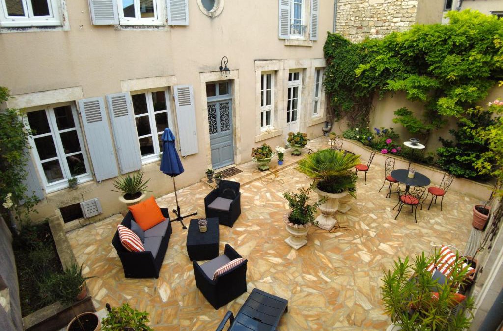 Chateauroux House | Maison d'hôtes de charme - Au Lys Blanc