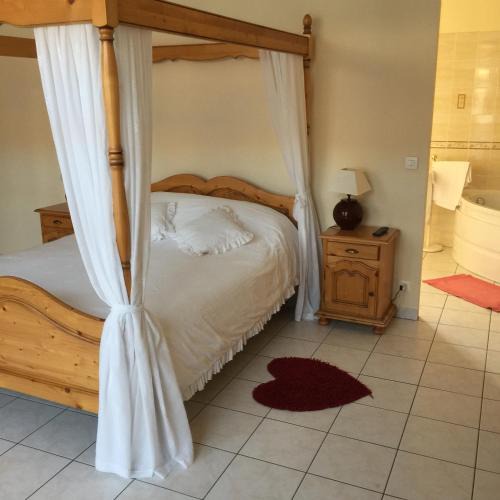 Juilly Bed & Breakfast | Maison d'hôtes la Ferme De L'abbaye