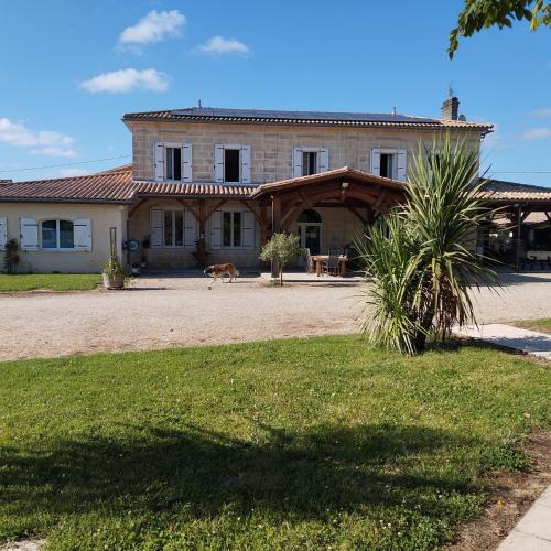 Perissac Bed & Breakfast | Maison d'Hôtes La Prévôté