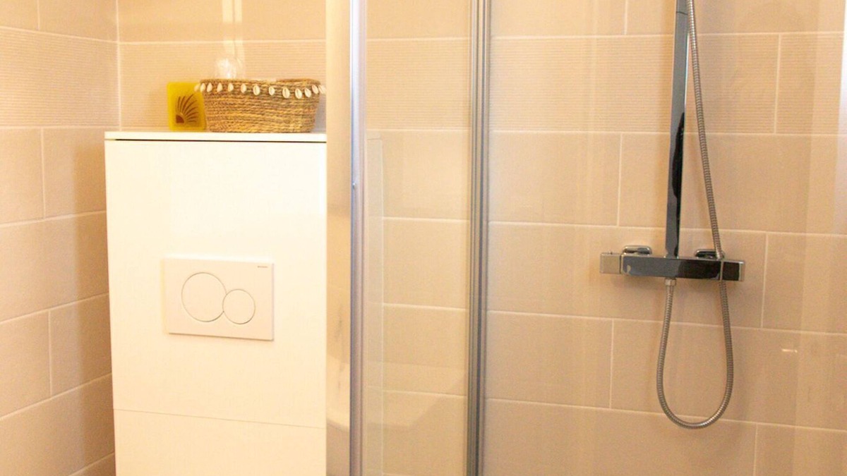 Caffiers Bed & Breakfast | Maison D'hôte La Ferme Du Grand Air - Family Room with Private Bathroom