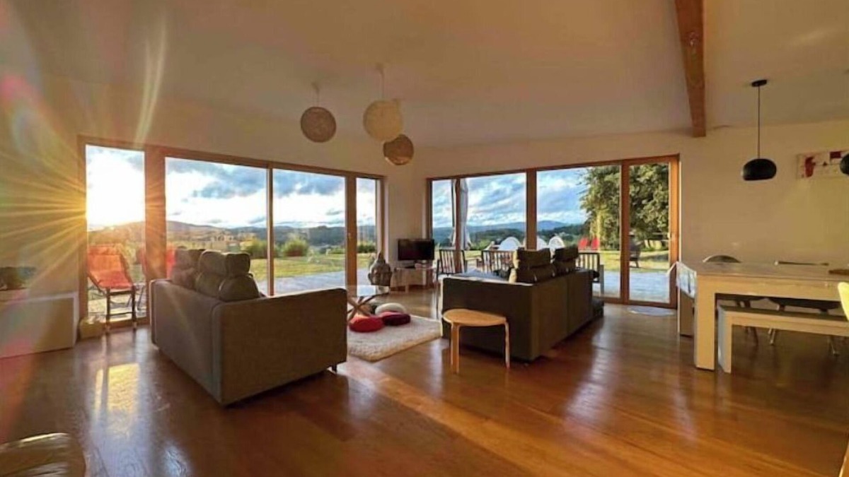 Peyrat-le-Chateau Villa | Maison de Campagne Avec Jacuzzi et vue Panoramique