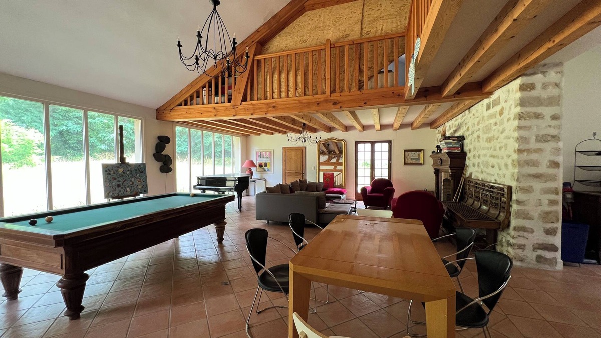 Noisy-sur-Ecole House | Maison de Campagne Familiale