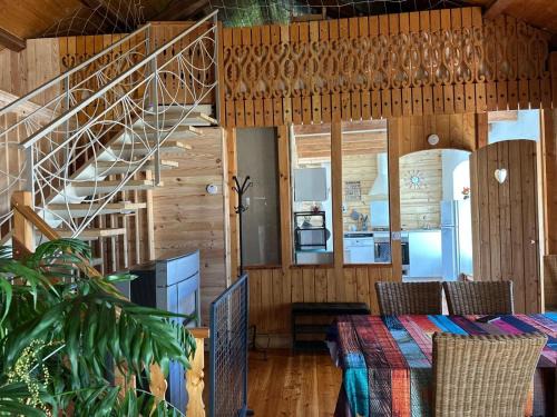 Tence House | Maison de campagne atypique à Tence