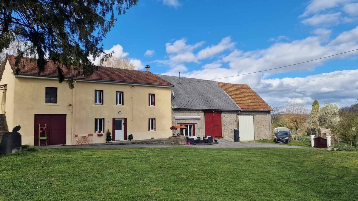 Sardent House | Maison de Campagne Avec vue Imprenable sur la Campagne