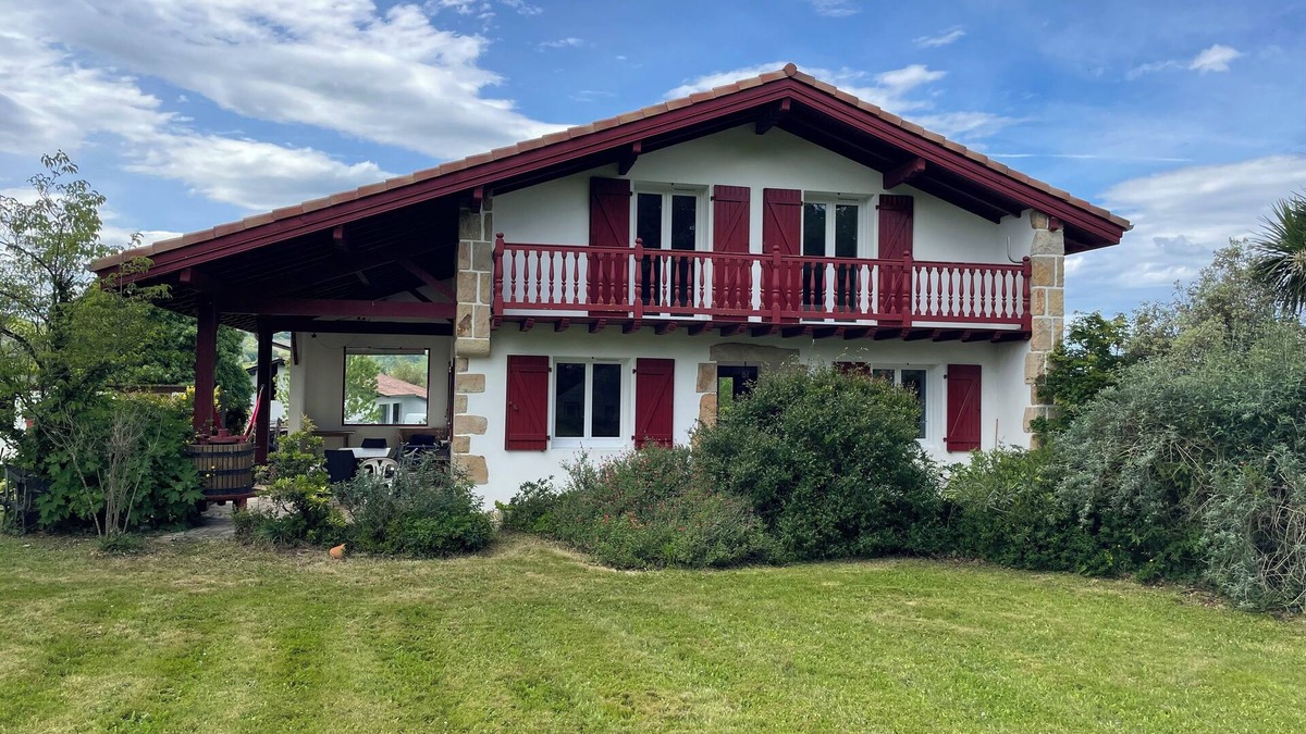 Saint-Martin-d'Arberoue House | Maison de Campagne Avec Belle vue sur les Montagnes au Coeur du Pays Basque