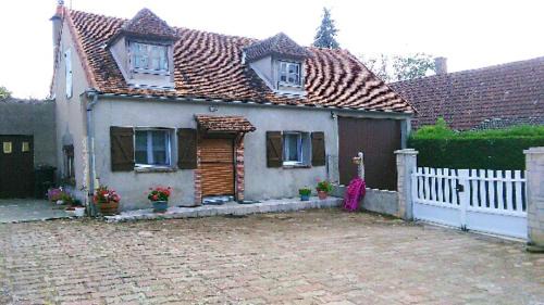 Loire - Vignobles et Nohain House | Maison de charme à Saint-Père avec cheminée cosy