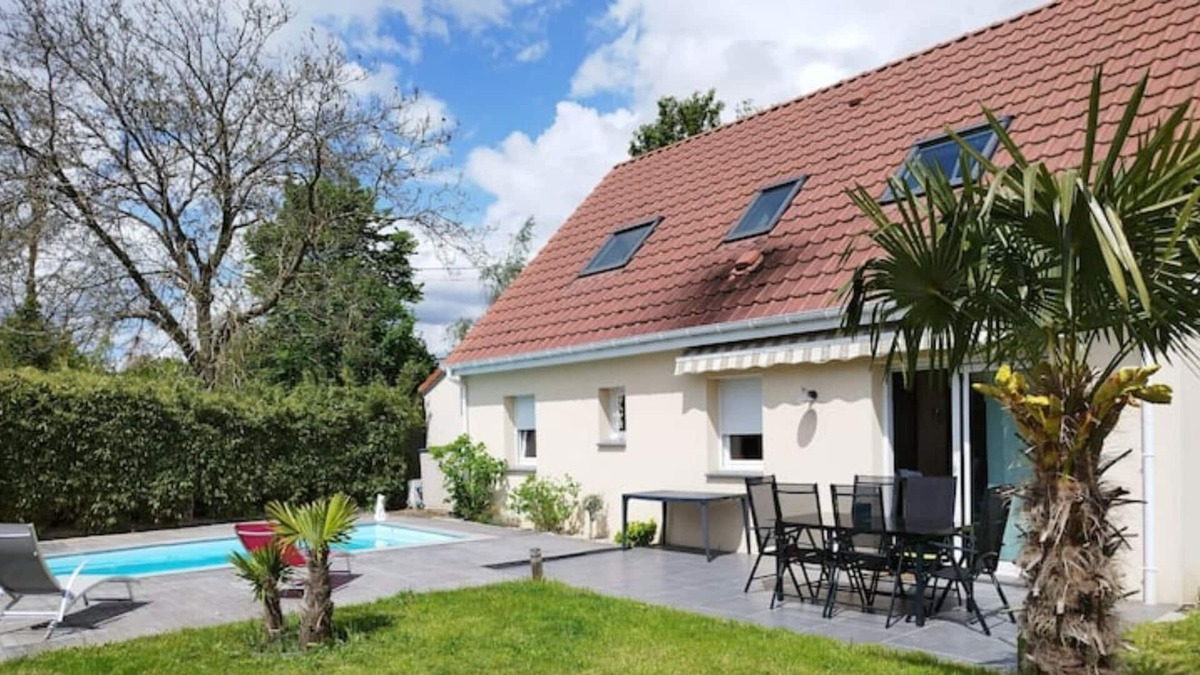 Bully-les-Mines House | Maison de Famille au Calme Avec Piscine Marion et Guillaume