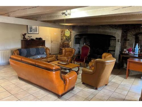 Chastreix House | Maison de Famille de 1823
