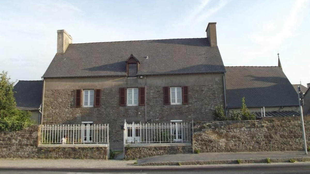 Hirel House | Maison de famille vue mer accessible handicapés