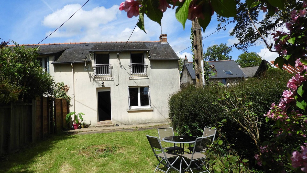 La Chapelle-de-Brain House | Maison de Campagne au Calme, for lovers of nature and beautiful walks