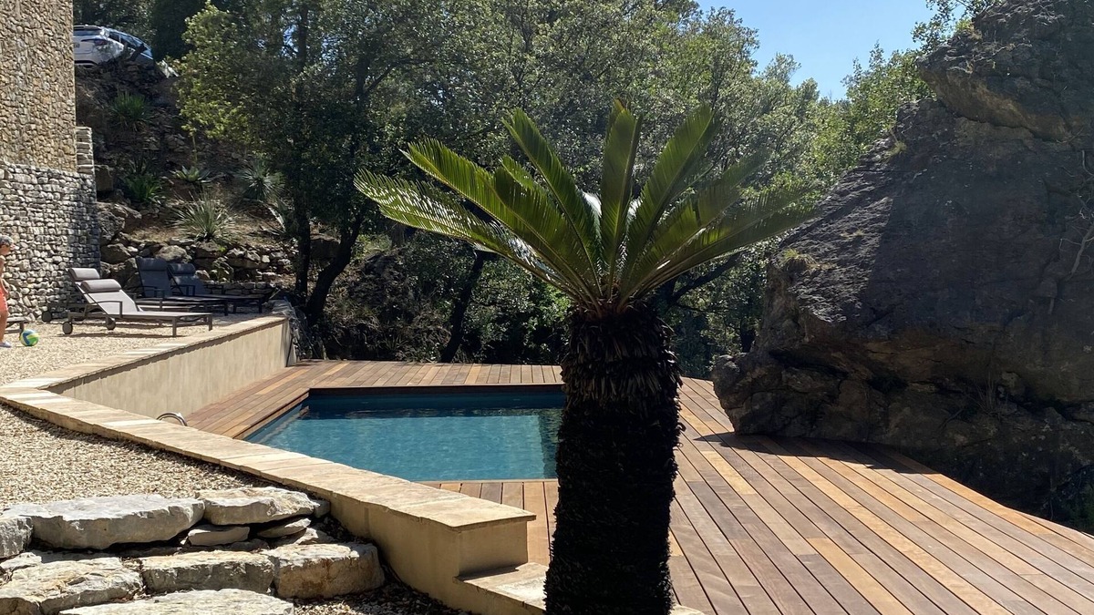 Pegairolles-de-Bueges Villa | Maison de Campagne Avec Piscine