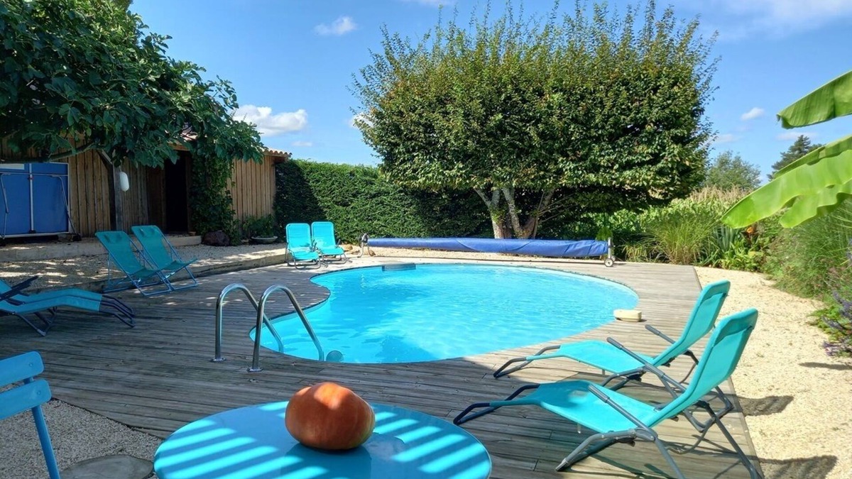 Sauveterre-la-Lemance House | Maison des Champs 10 people private pool 4* France