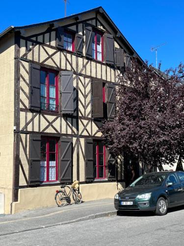 Cormeilles House | Maison de la Calonne - Riverside house & terrace