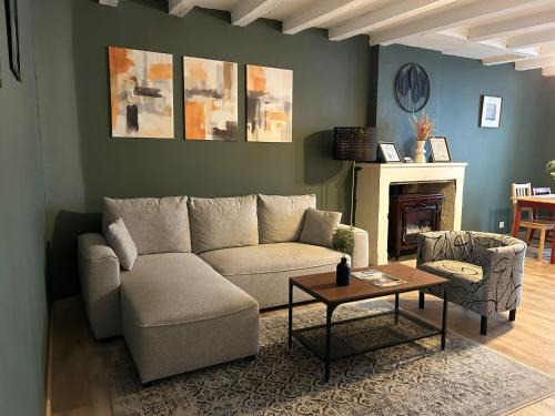 Marans House | Maison de la Greve - coeur de Marans avec cour