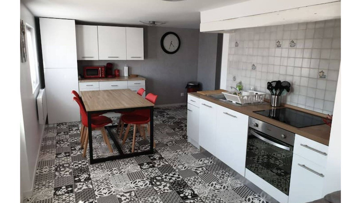 Gurgy House | Maison de la Rose en Rez-de-chaussée