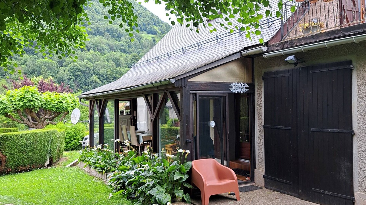 Sarrancolin House | Maison de Montagne Avec Jardin Privé