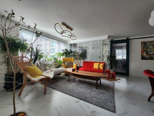 Cheongdam Villa | Maison de Pepperoni