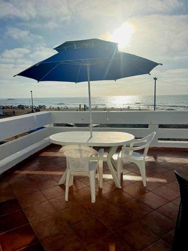 Sidi Abed House | Maison de plage pied dans l'eau pour familles