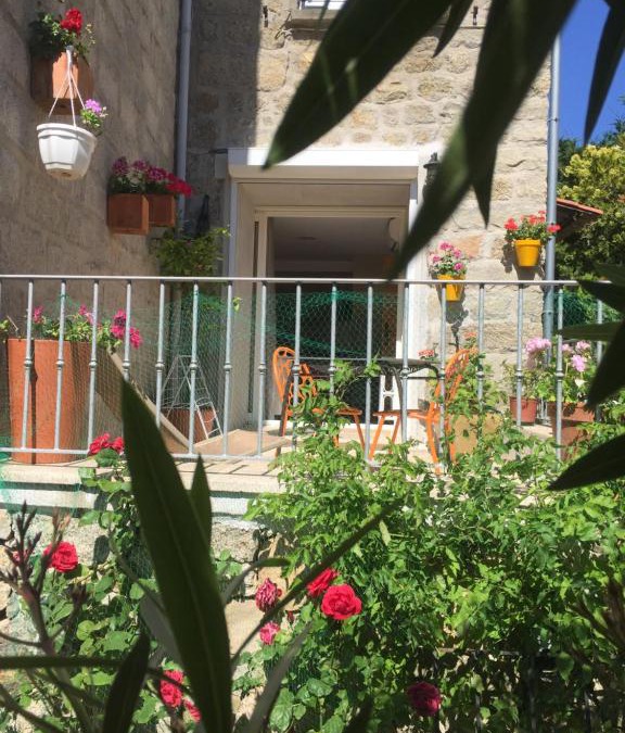 Sainte-Lucie-de-Tallano Apartment | Maison de Vacances - Casa Mezanaccia avec Terrasse fleurie meublé tourisme 3 étoiles