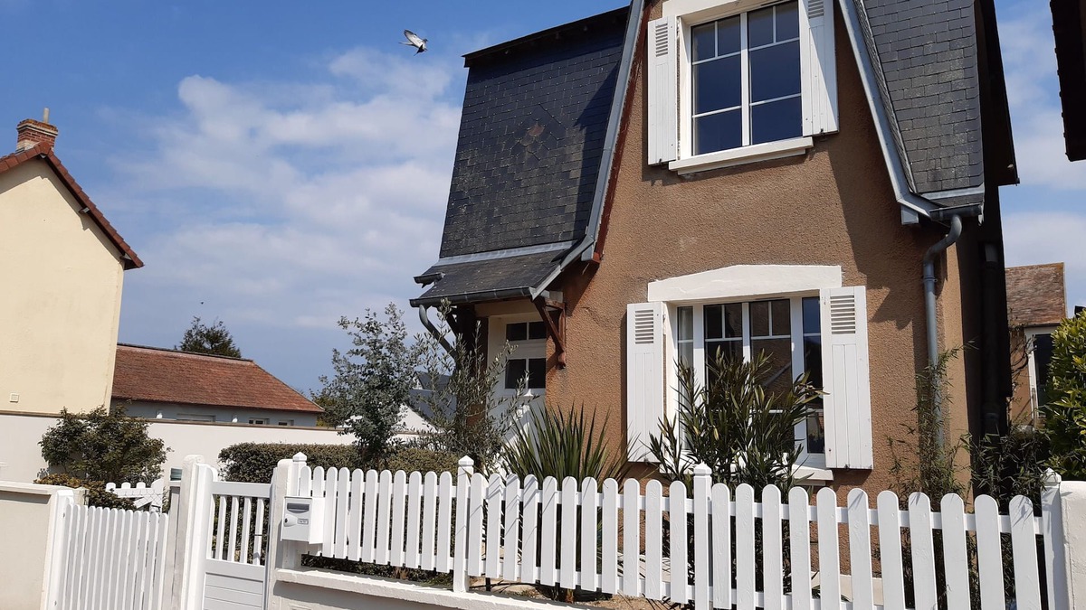 Bernieres-sur-Mer House | Maison de Vacances Pleine de Charme