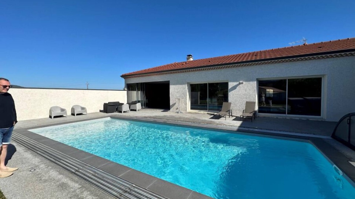 Preaux Villa | Maison DE Vacances Contemporaine