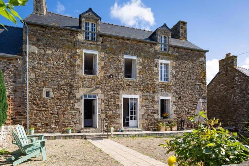 Pluduno House | Maison de vacances en pierre entre terre et mer