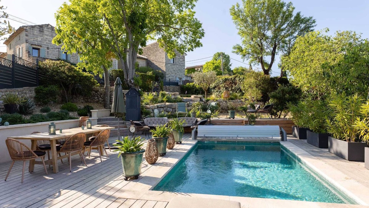 Sagries House | Maison DE Village Entierement Renovee Avec Piscine