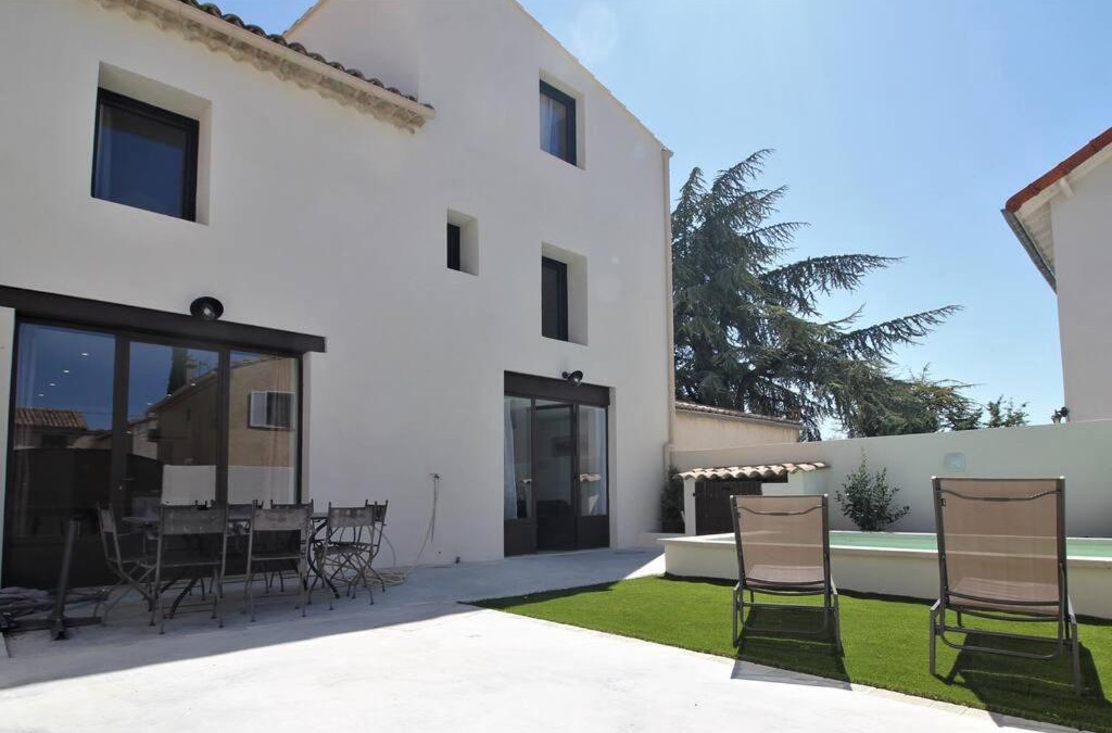 Rasteau House | Maison de village 150 M2 au calme climatisée, piscine