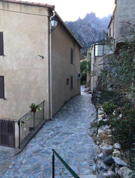 Castiglione House | Maison de village en montagne