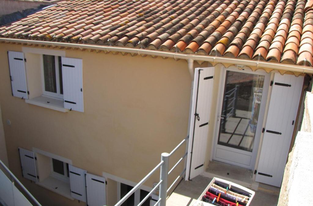 Roujan House | maison de village entre mer et montagne