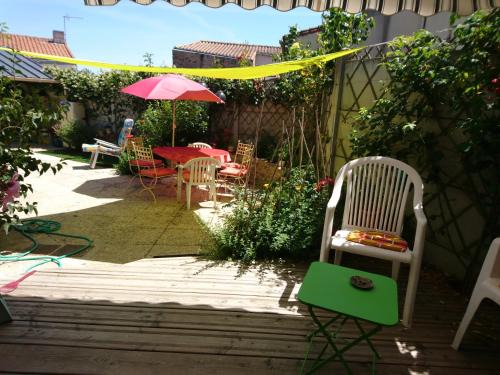 Barbechat House | Maison De Village