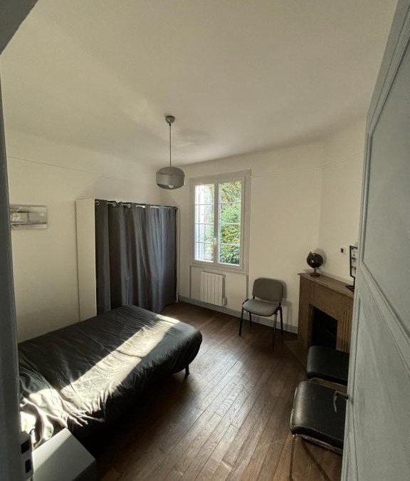 Neuvy-sur-Loire House | Maison de village 4 chambres
